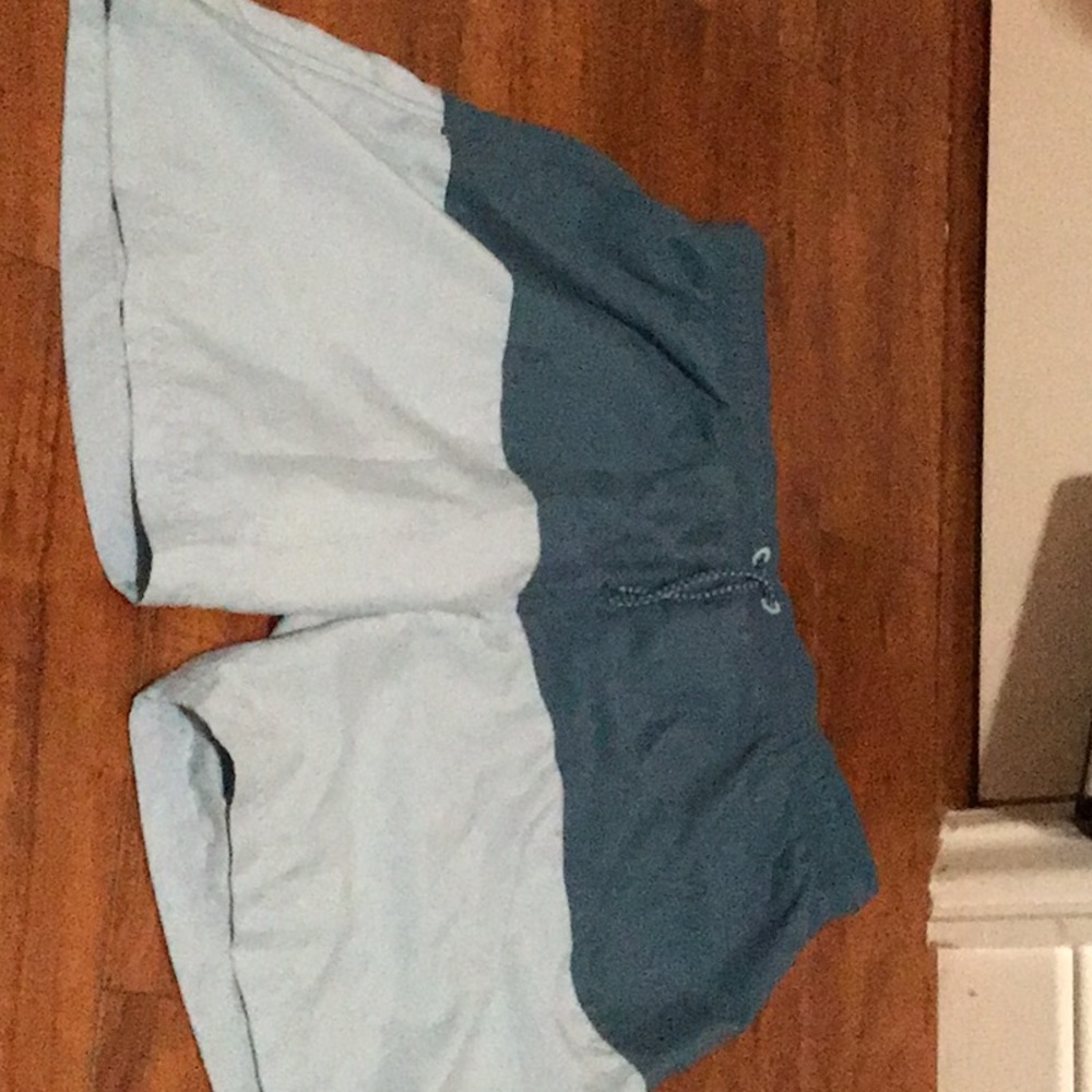 Men’s swim trunks